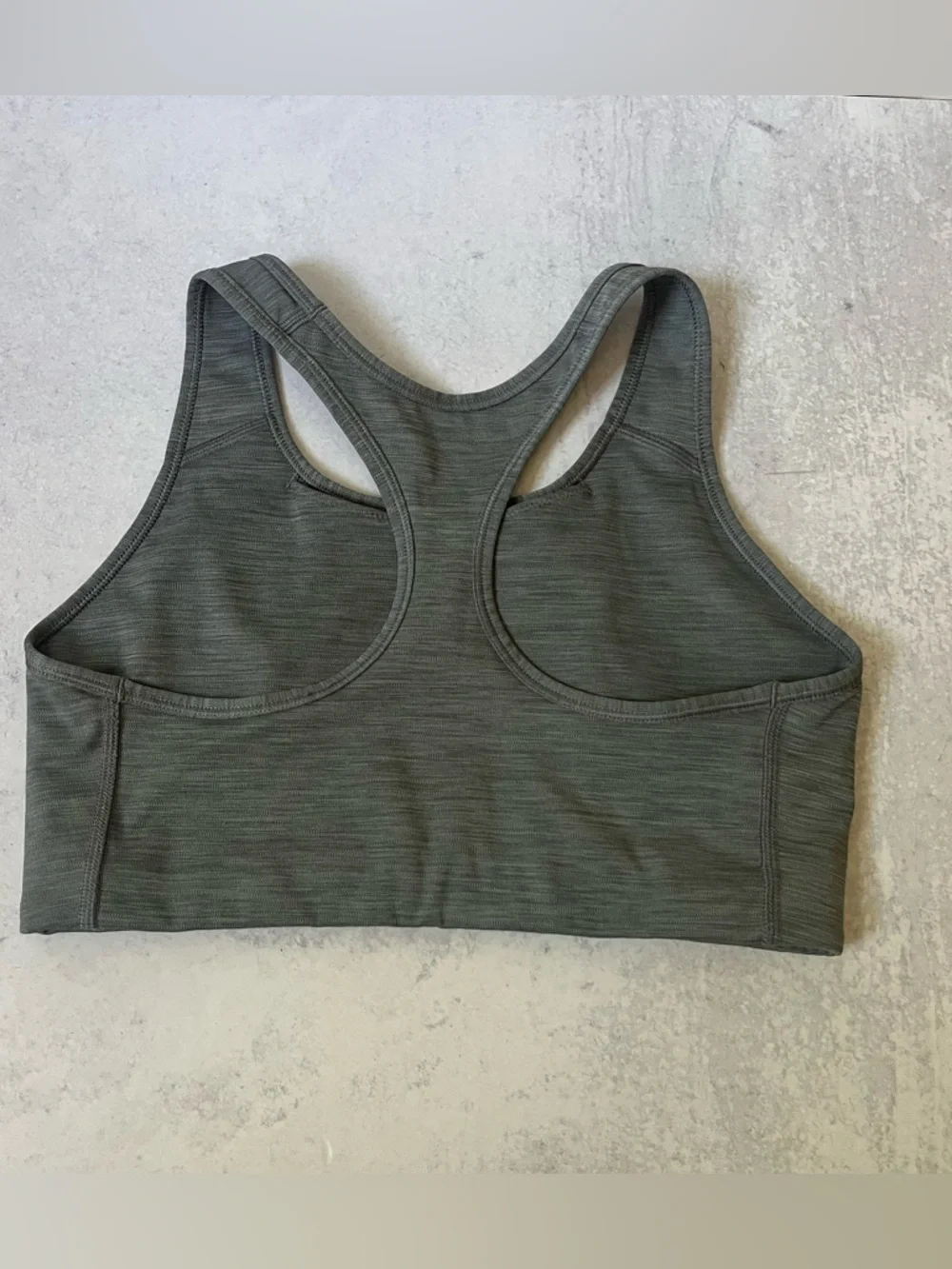 Nike Dri-Fit Sports Bra Medium Grey Racerback Workout Running Gym Athletic